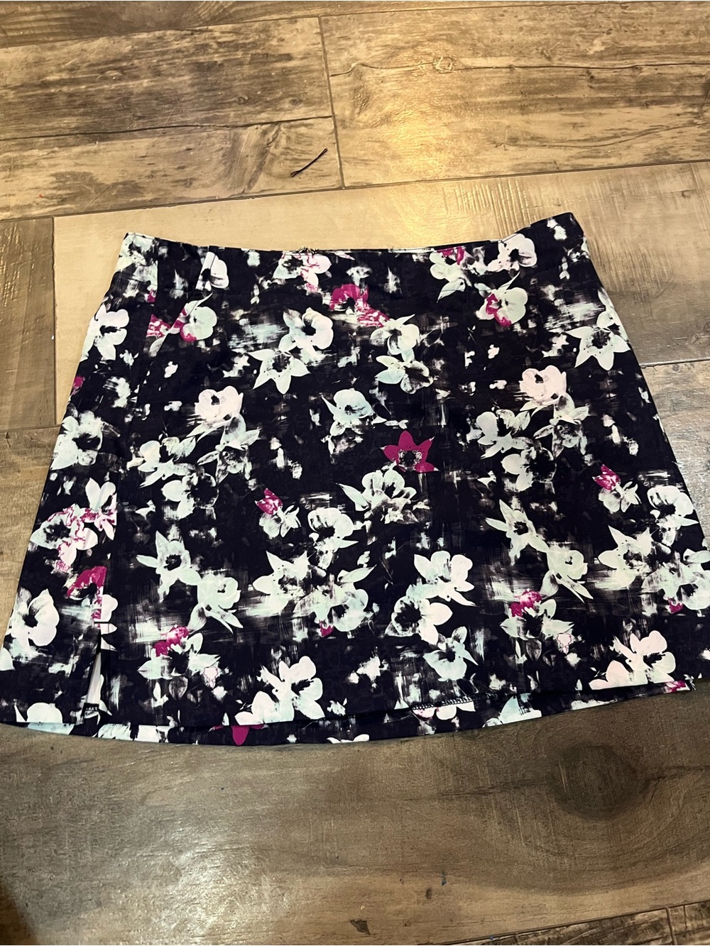NWT Lady Hagen Women’s 14 Georgetown Floral Printed Golf Skort Dark Navy